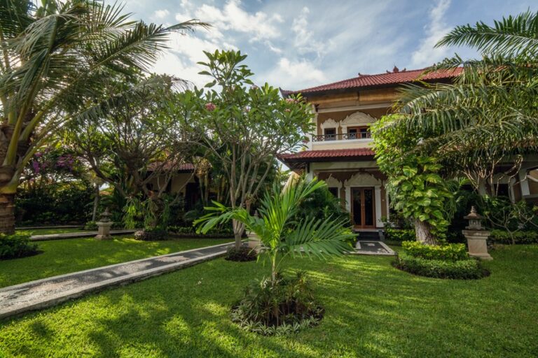 mans cottage 04 768x512