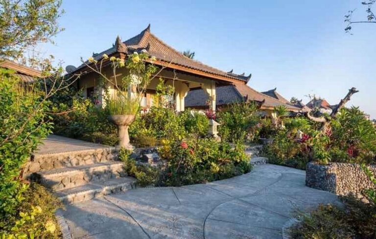 rinjani lodge 1 768x490