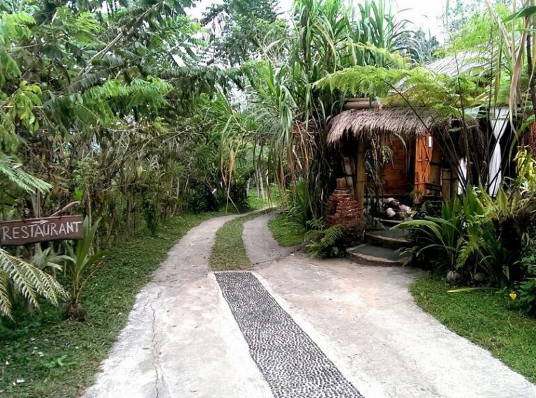 sang giri restauranteingang 768x570