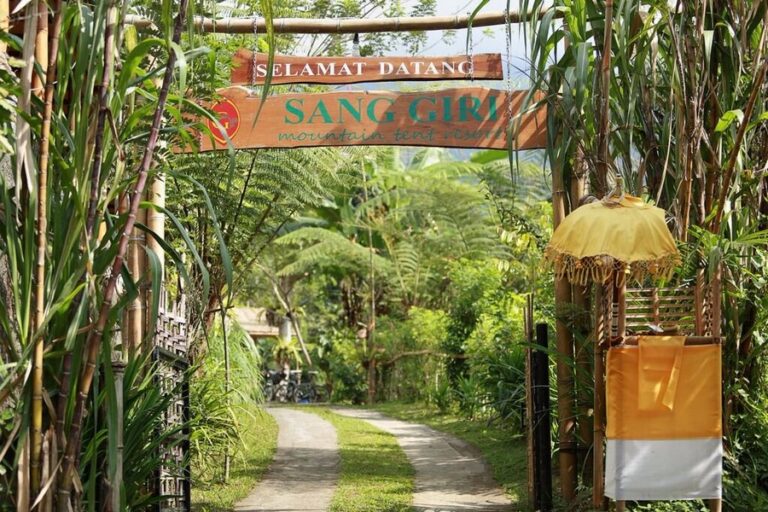 sang giri sang giri lower entrace 768x512