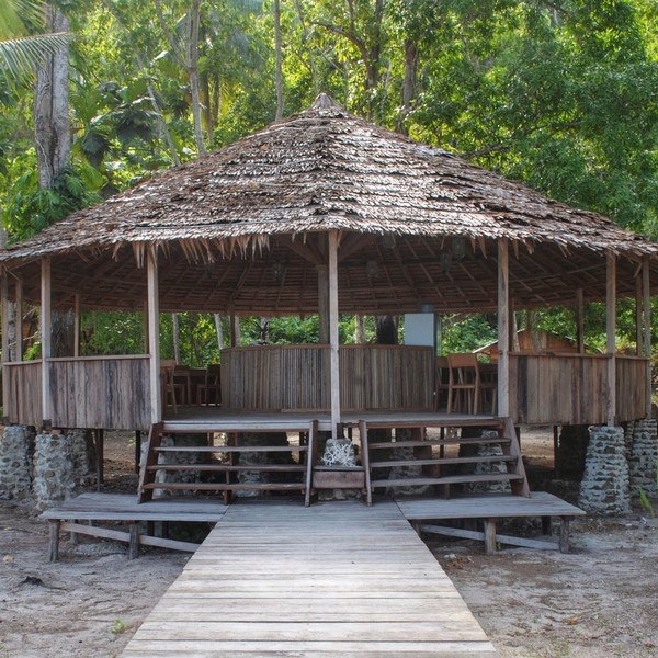 sareni sareni lounge coziest