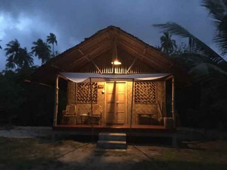 mutiara beach 01 768x576