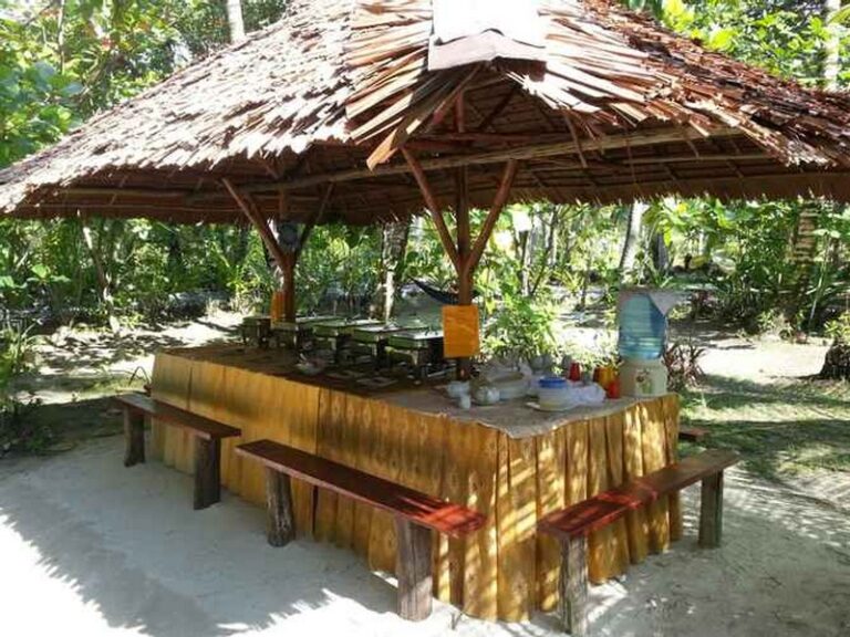 mutiara beach 02 768x576