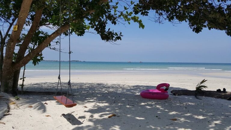 mutiara beach 19 768x432