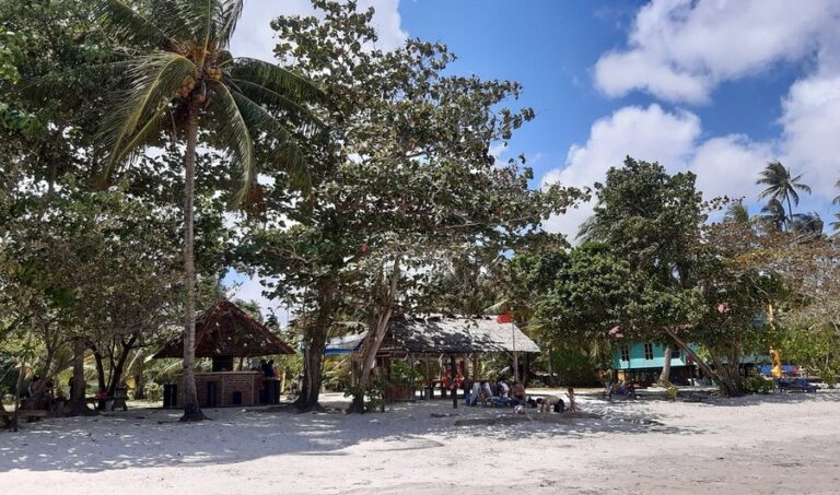 mutiara beach 20 768x453