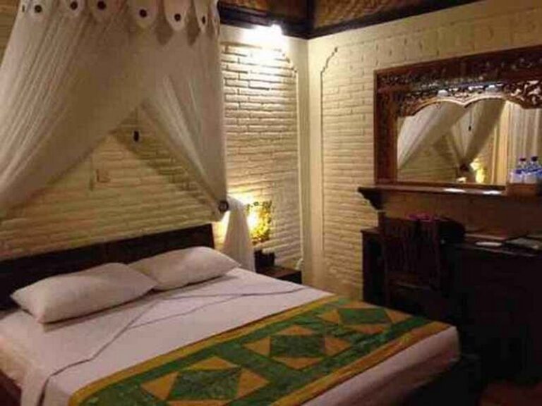 pondok sari beach 10 768x576