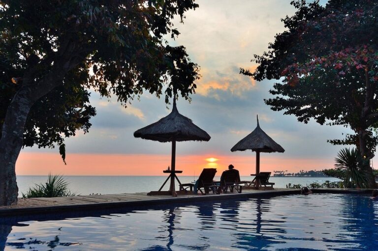 sunset house 13 768x511